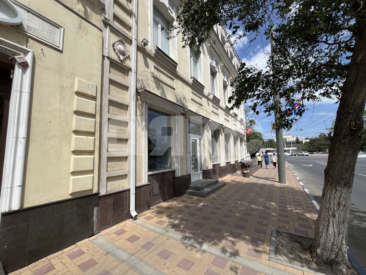 Фото №13: Коммерция 162 м² - Ростов-на-Дону, Нахичевань, ул. Советская, 3