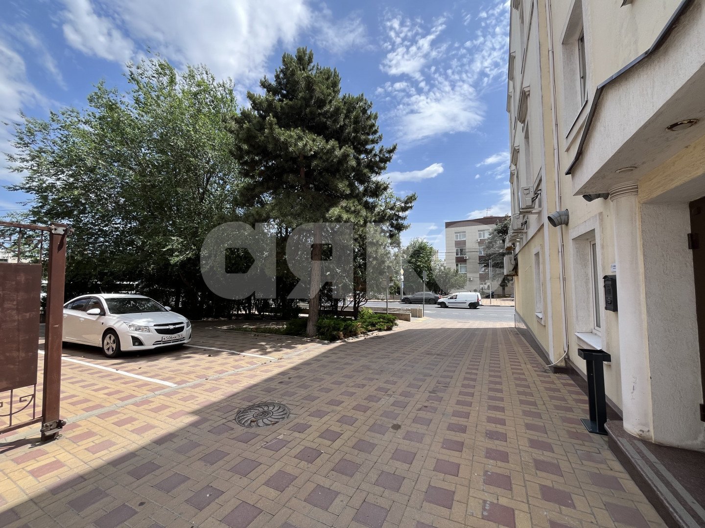 Фото №15: Коммерция 162 м² - Ростов-на-Дону, Нахичевань, ул. Советская, 3