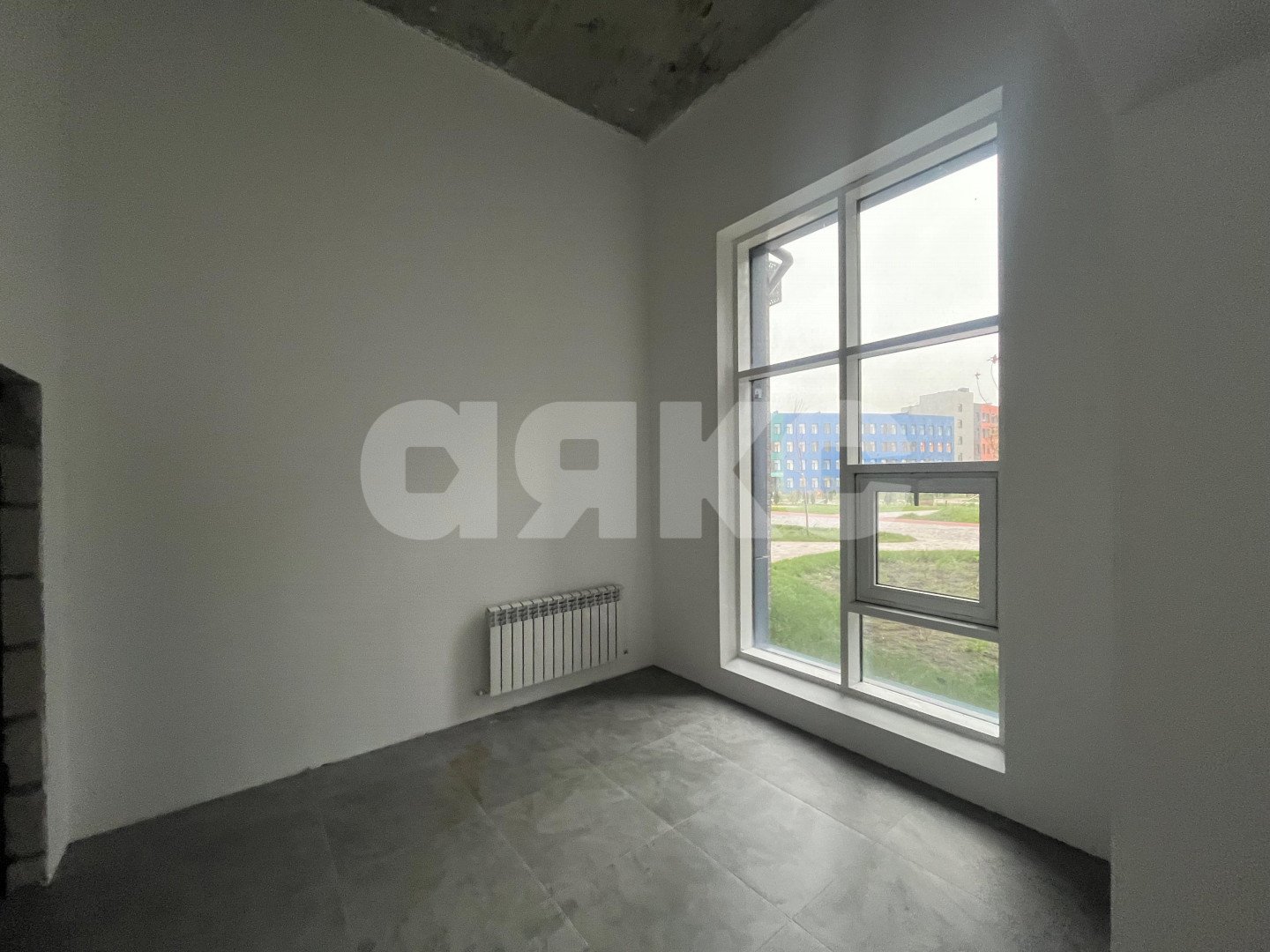 Фото №7: Коммерция 57 м² - Ростов-на-Дону, жилой комплекс Левобережье, ул. Бориса Слюсаря, 21с2