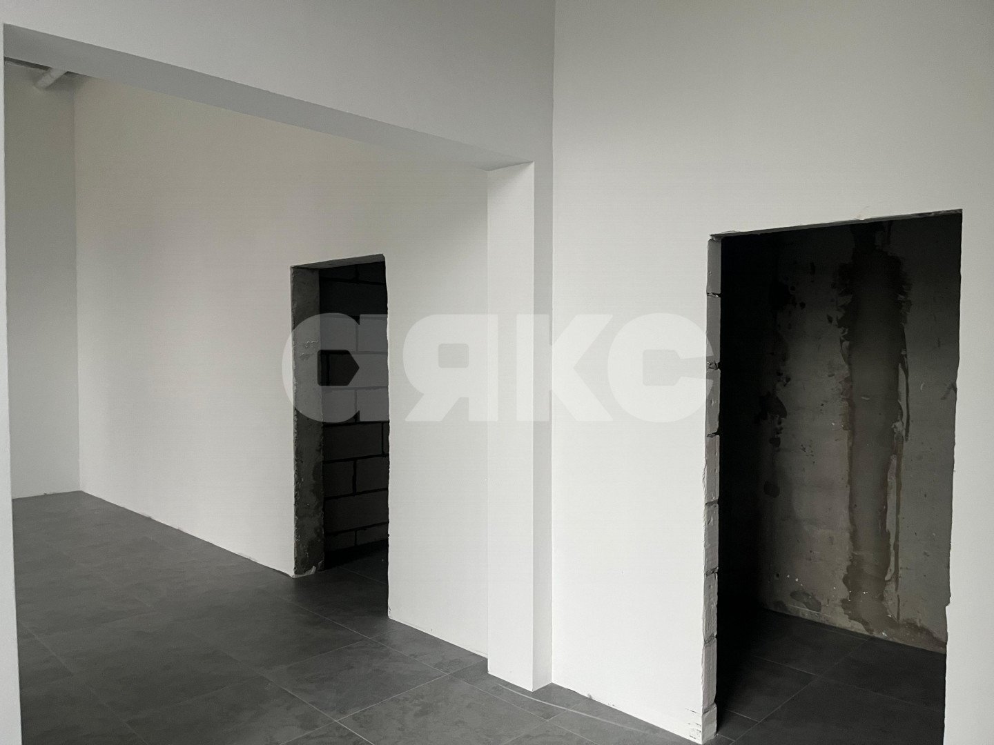 Фото №8: Коммерция 57 м² - Ростов-на-Дону, жилой комплекс Левобережье, ул. Бориса Слюсаря, 21с2