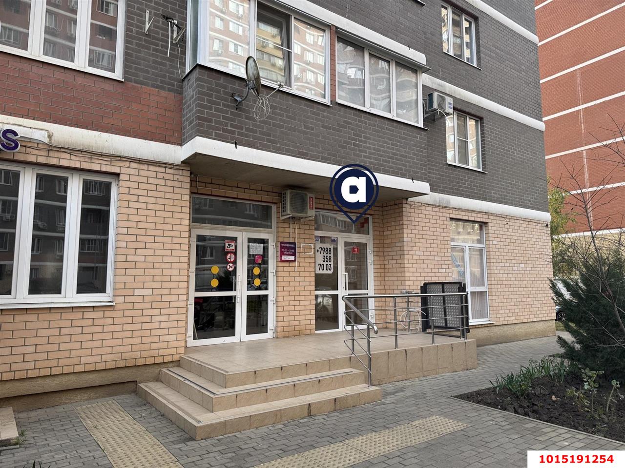 Фото №2: Торговое помещение 58 м² - Краснодар, ЖК Акварели-2, ул. Тепличная, 62/1к1