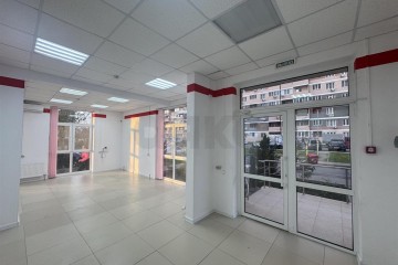 Фото №3: Торговое помещение 58 м² - Краснодар, мкр. ЖК Акварели-2, ул. Тепличная, 62/1к1