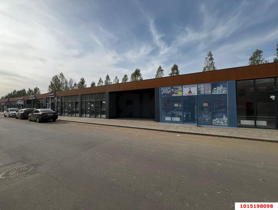 Фото №3: Торговое помещение 31 м² - Краснодар, Прикубанский внутригородской округ, ул. Лётчика Позднякова, 2сБ