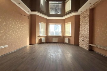 Фото №1: 2-комнатная квартира 73 м² - Краснодар, мкр. Сады Калинина, ул. Артёмовская, 5