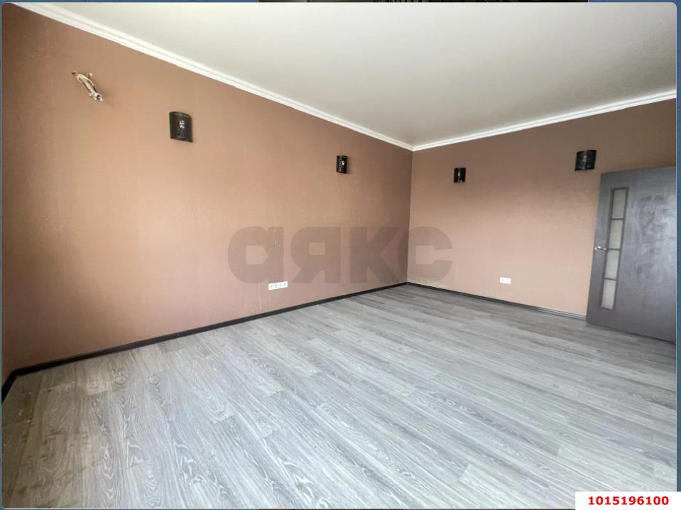 Фото №4: 2-комнатная квартира 73 м² - Краснодар, Прикубанский внутригородской округ, мкр. Сады Калинина, ул. Артёмовская, 5