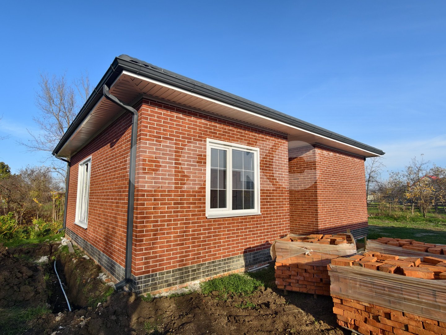 Фото №3: Дом 85 м² + 4 сот. - Платнировская, ул. Красная, 47