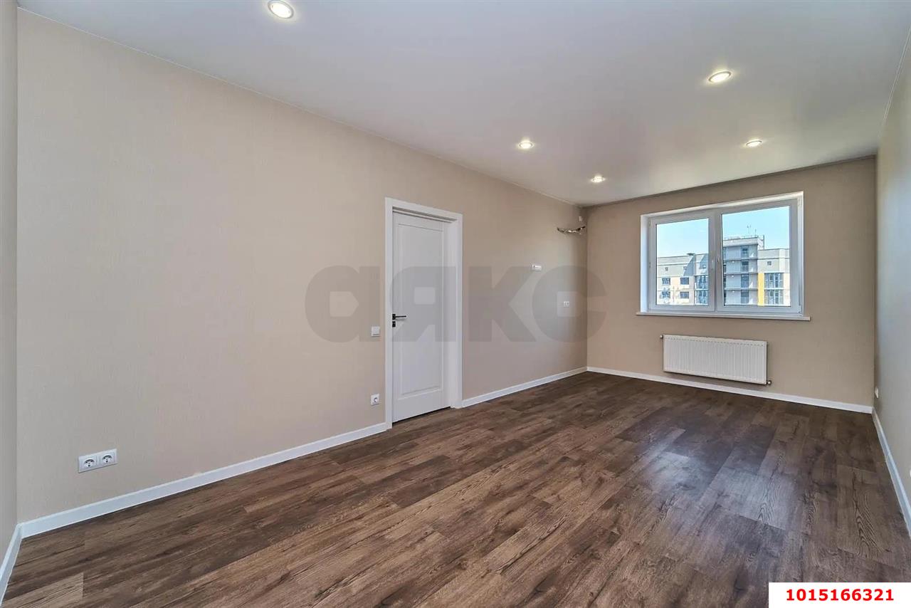 Фото №9: 2-комнатная квартира 64 м² - Краснодар, ЖК Урал, Карасунский внутригородской округ, Камвольно-суконный Комбинат, мкр. жилой комплекс Ural, ул. Уральская, 87/7