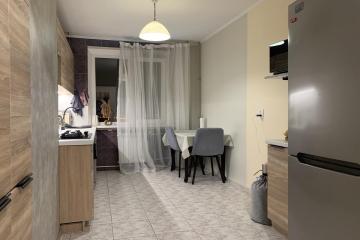 Фото №1: 2-комнатная квартира 52 м² - Краснодар, мкр. Комсомольский, ул. Симферопольская, 18