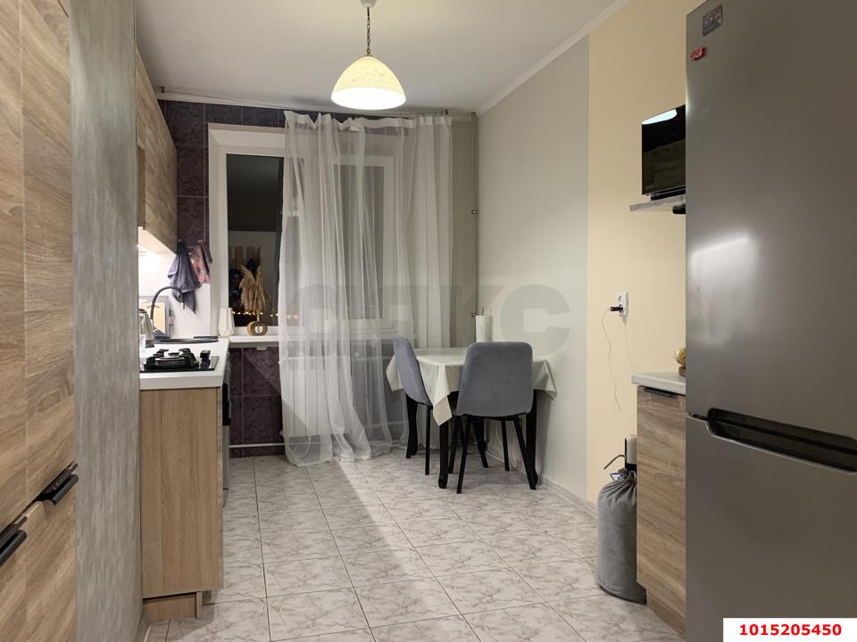 Фото №1: 2-комнатная квартира 52 м² - Краснодар, Карасунский внутригородской округ, мкр. Комсомольский, ул. Симферопольская, 18