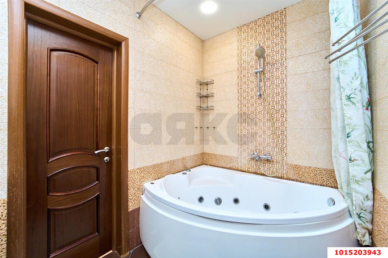 Фото №12: 2-комнатная квартира 91 м² - Краснодар, Прикубанский внутригородской округ, мкр. Музыкальный, ул. имени Сергея Есенина, 84