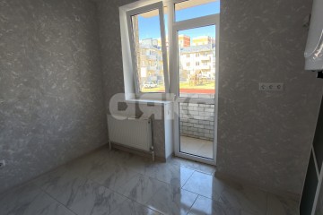 Фото №5: 2-комнатная квартира 57 м² - Кореновск, мкр. 10-й, ул. Таманская, 3к1