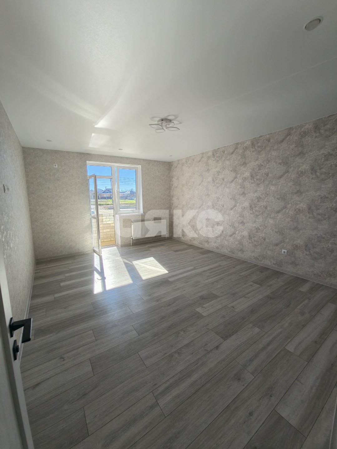 Фото №1: 2-комнатная квартира 57 м² - Кореновск, 10-й, ул. Таманская, 3к1