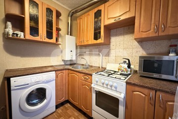 Фото №1: 1-комнатная квартира 32 м² - Тула, мкр. Пролетарский территориальный округ, ул. Калинина, 20к1