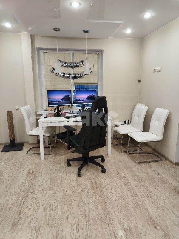 Фото №4: 4-комнатная квартира 88 м² - Волгоград, Ворошиловский, ул. Рабоче-Крестьянская, 50