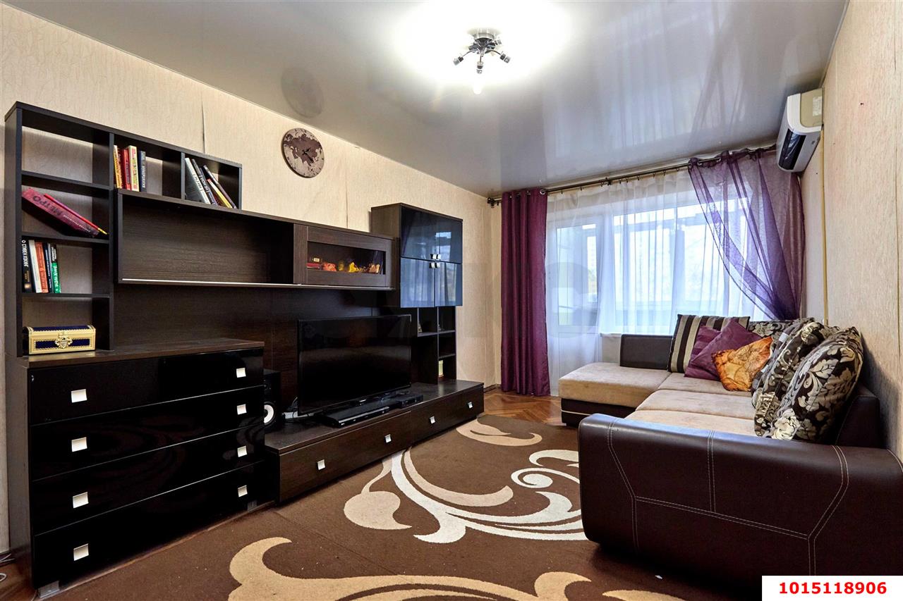 Фото №1: 3-комнатная квартира 58 м² - Краснодар, Западный внутригородской округ, мкр. Фестивальный, ул. имени Дзержинского, 105