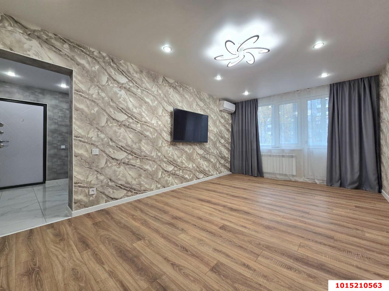 Фото №1: 2-комнатная квартира 56 м² - Краснодар, Комсомольский, ул. Уральская, 148