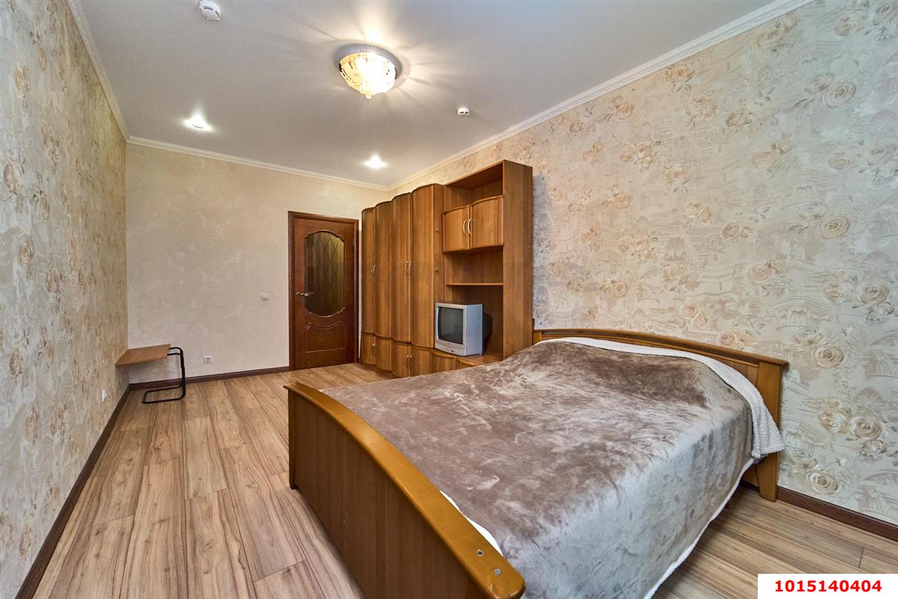 Фото №7: 2-комнатная квартира <span class="whitespace-nowrap">74 м²</span>, <span class="whitespace-nowrap">5/24 эт.</span> - Краснодар, Прикубанский внутригородской округ, ЖК Кубанский, мкр. Завод Измерительных Приборов, ул. Зиповская, 34к1