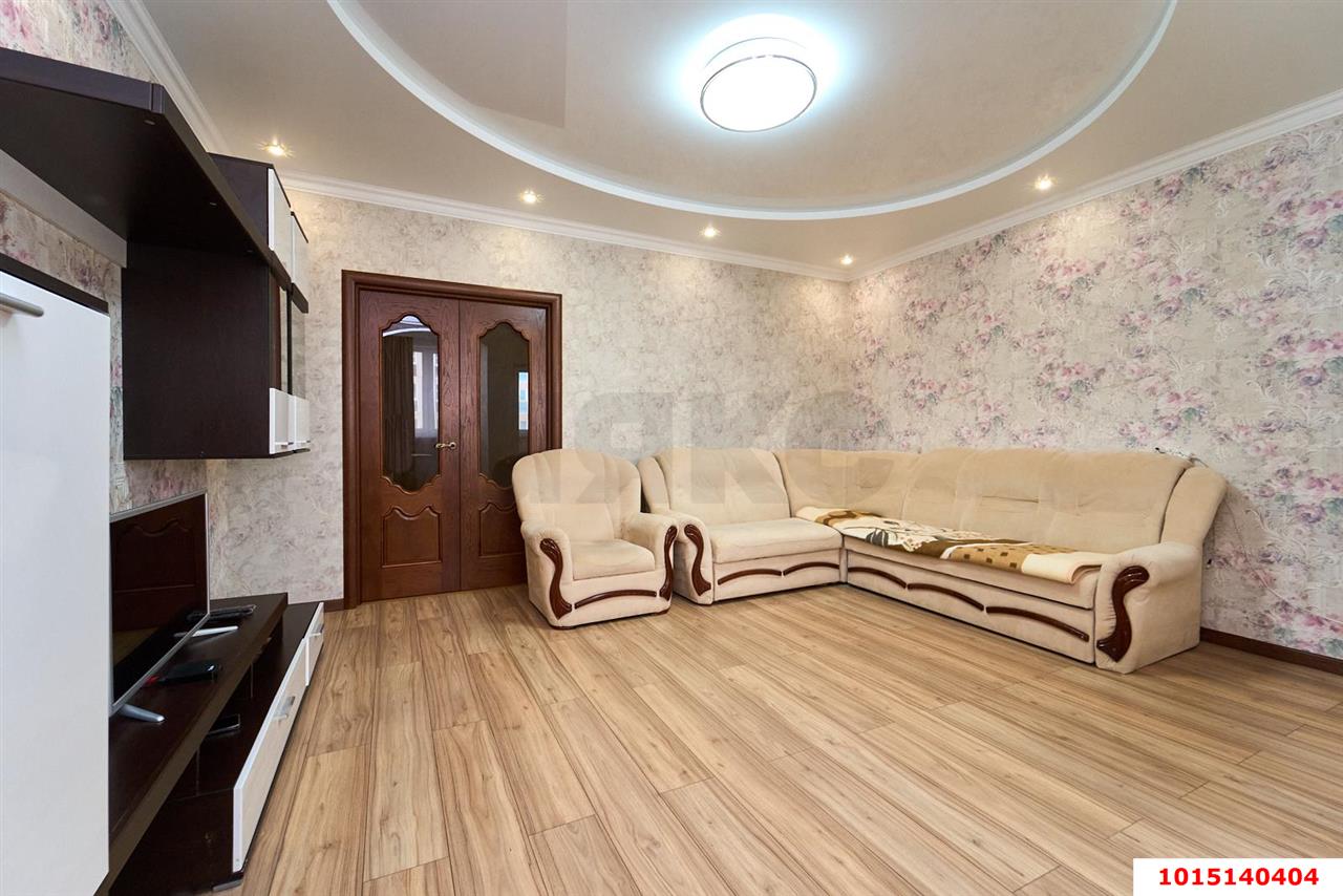 Фото №4: 2-комнатная квартира <span class="whitespace-nowrap">74 м²</span>, <span class="whitespace-nowrap">5/24 эт.</span> - Краснодар, Прикубанский внутригородской округ, ЖК Кубанский, мкр. Завод Измерительных Приборов, ул. Зиповская, 34к1