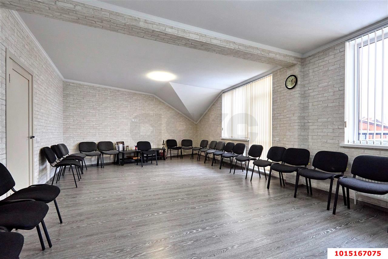 Фото №11: Дом 213 м² + 3 сот. - Краснодар, Западный внутригородской округ, мкр. Сельскохозяйственный Институт, ул. Кубанка, 42