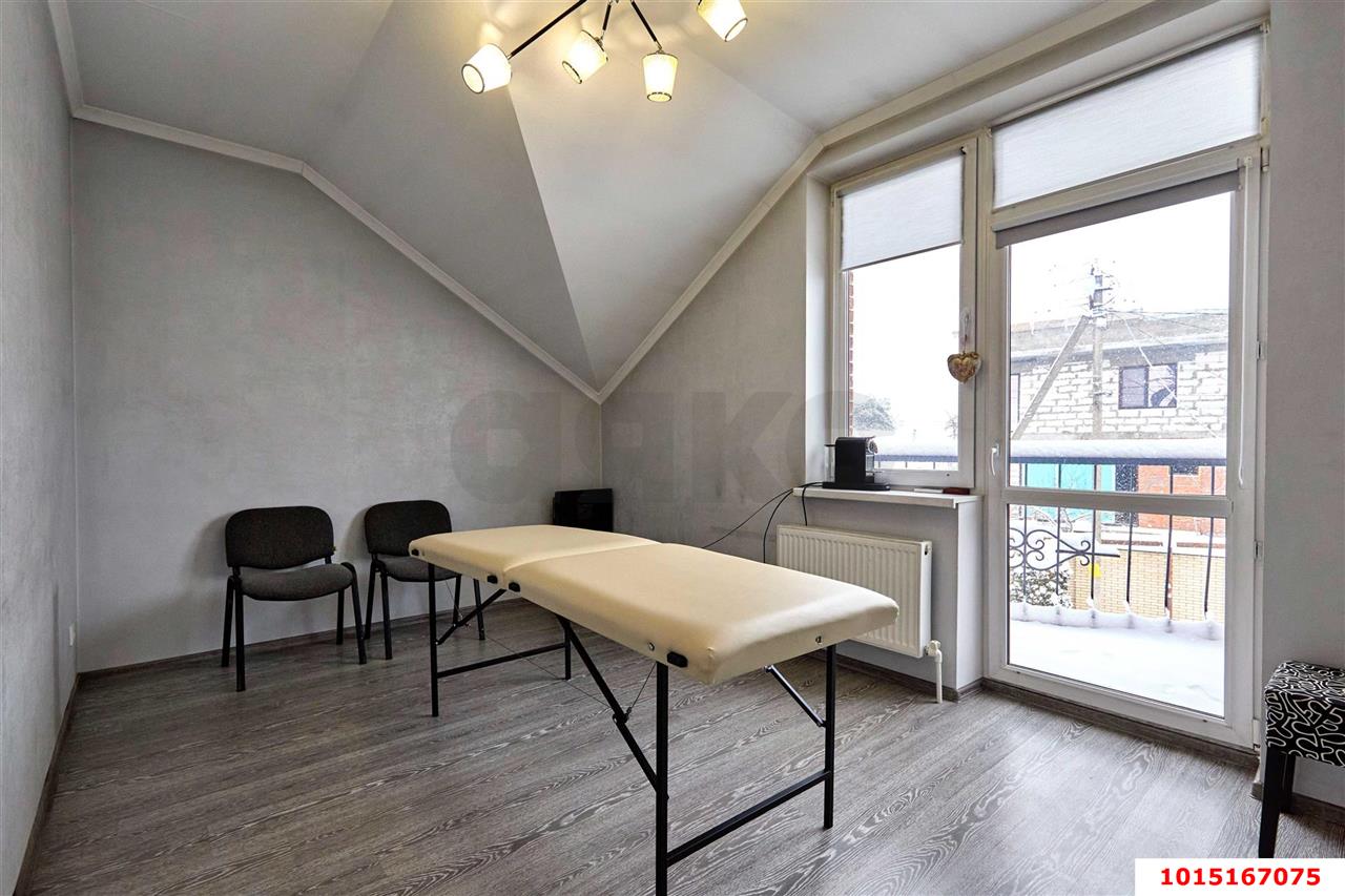 Фото №19: Дом 213 м² + 3 сот. - Краснодар, Западный внутригородской округ, мкр. Сельскохозяйственный Институт, ул. Кубанка, 42