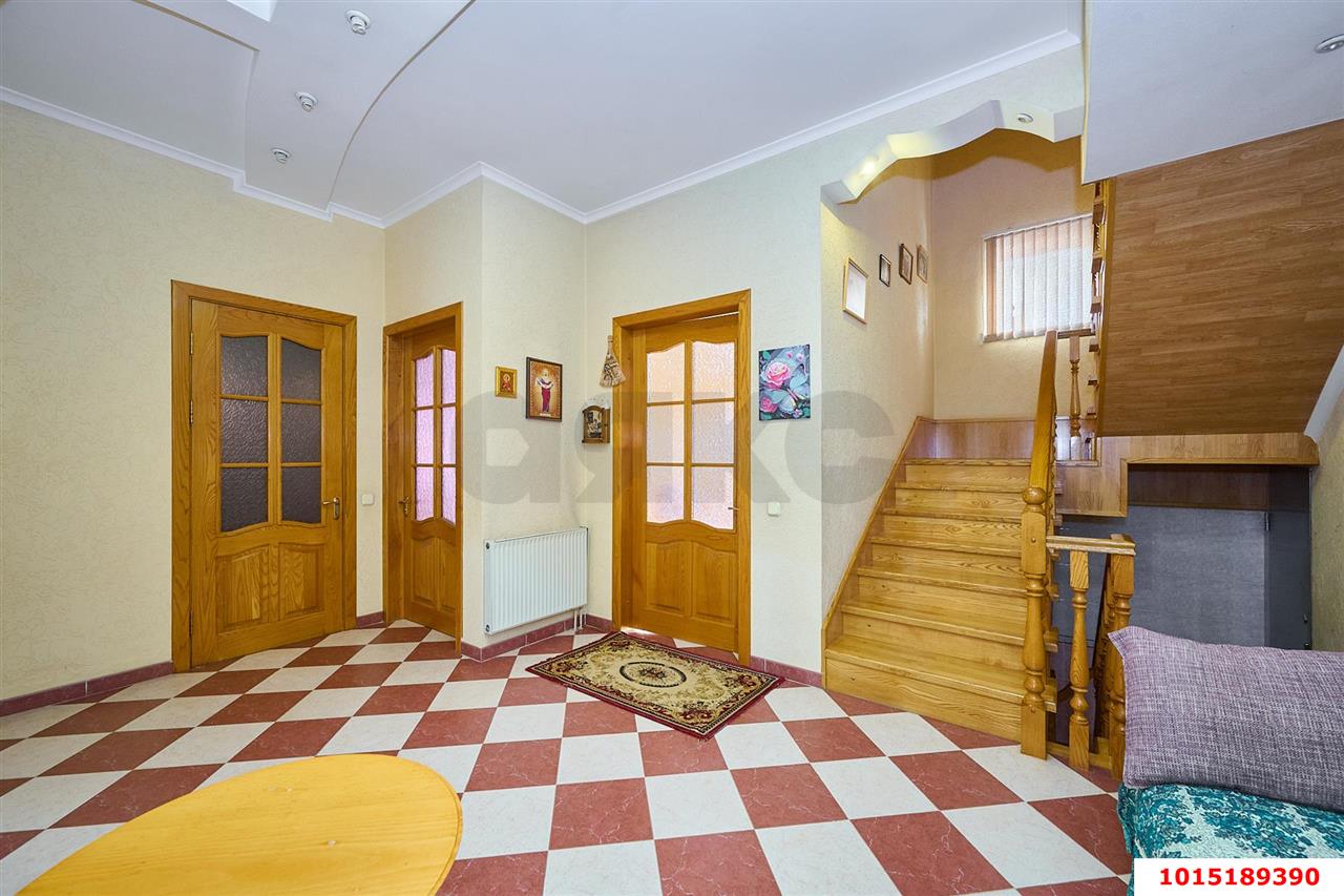 Фото №7: Дом 347 м² + 7 сот. - Елизаветинская, мкр. Прикубанский внутригородской округ, пр-д Энтузиастов, 11