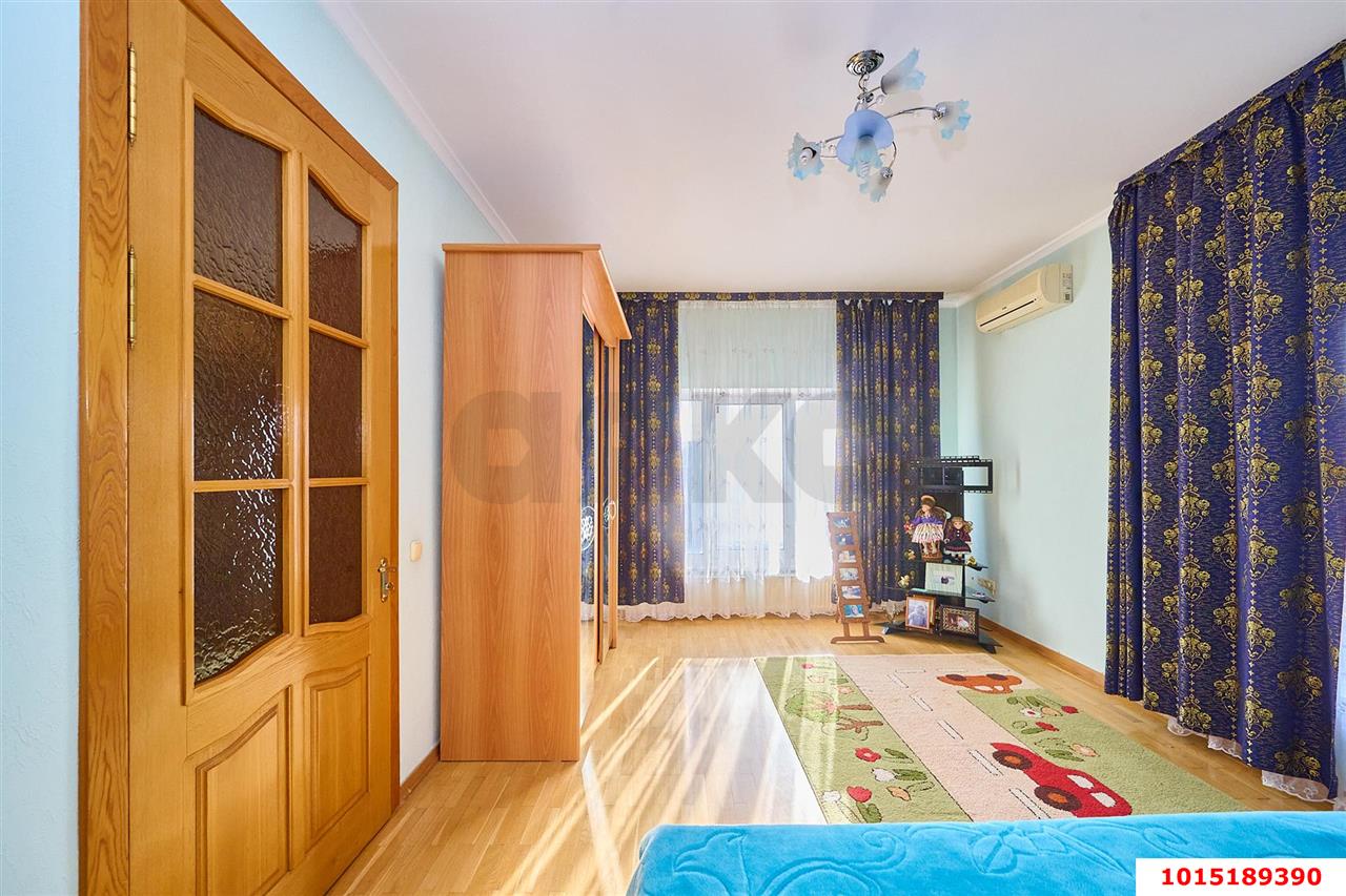 Фото №18: Дом 347 м² + 7 сот. - Елизаветинская, мкр. Прикубанский внутригородской округ, пр-д Энтузиастов, 11