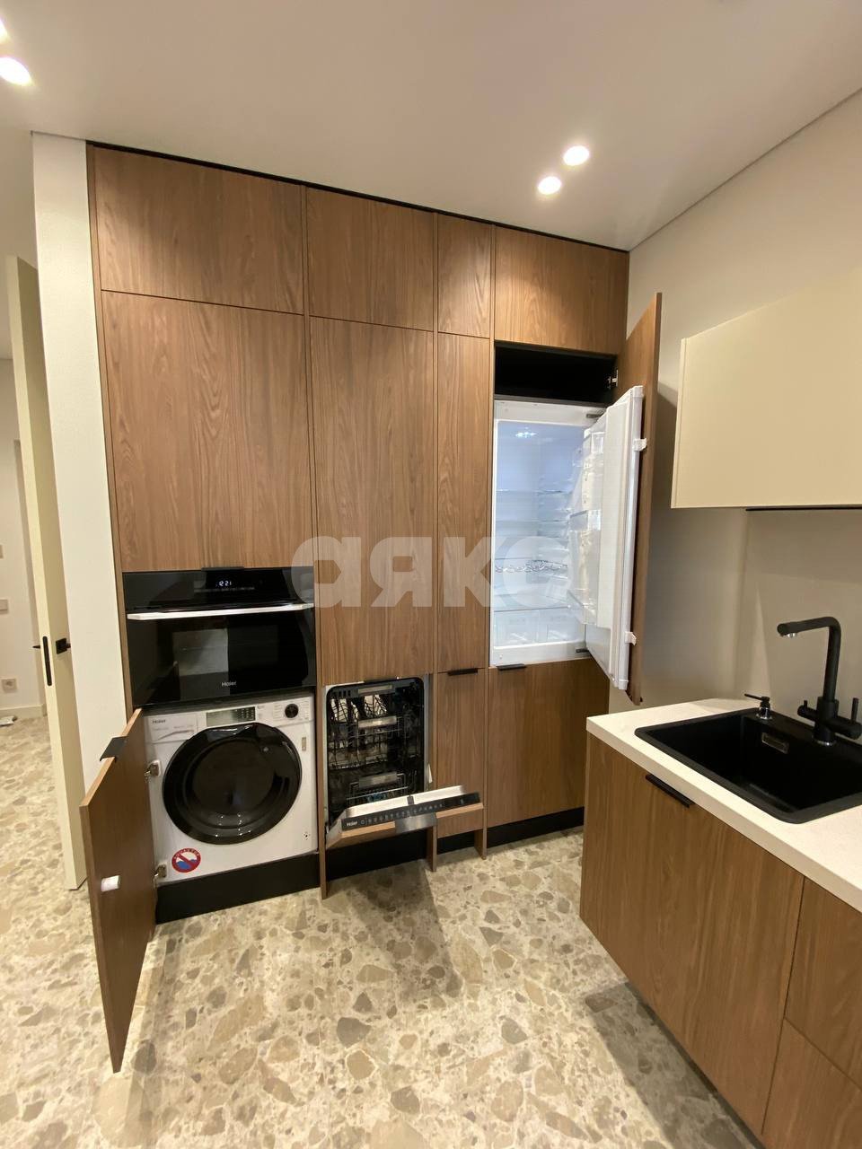 Фото №4: 2-комнатная квартира 45 м² - Ростов-на-Дону, жилой комплекс Донская Слобода, ул. Привокзальная, 3/1