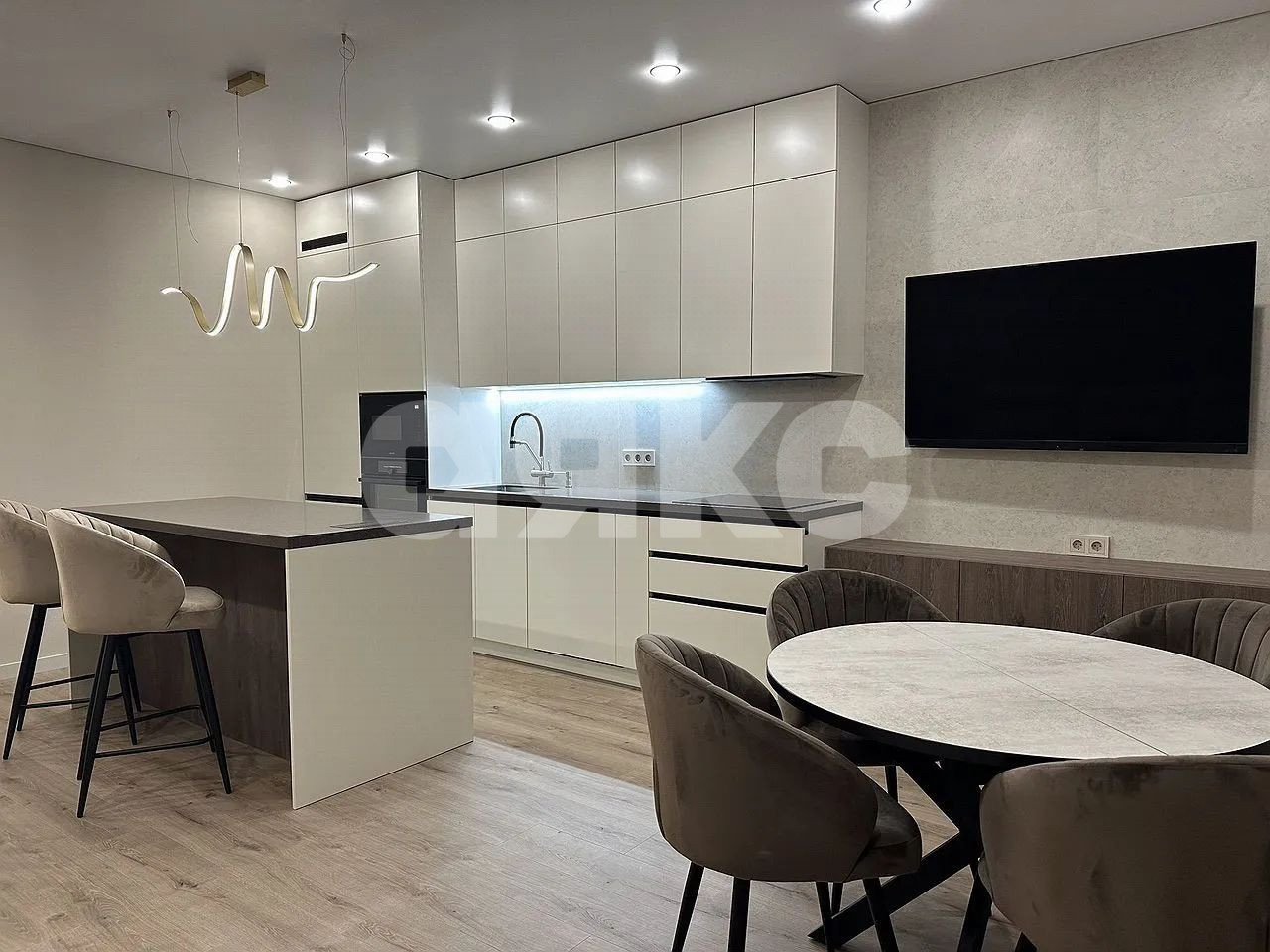 Фото №3: 3-комнатная квартира 75 м² - Ростов-на-Дону, Ленинский, ул. Красноармейская, 94