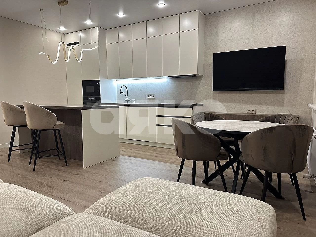 Фото №1: 3-комнатная квартира 75 м² - Ростов-на-Дону, Ленинский, ул. Красноармейская, 94