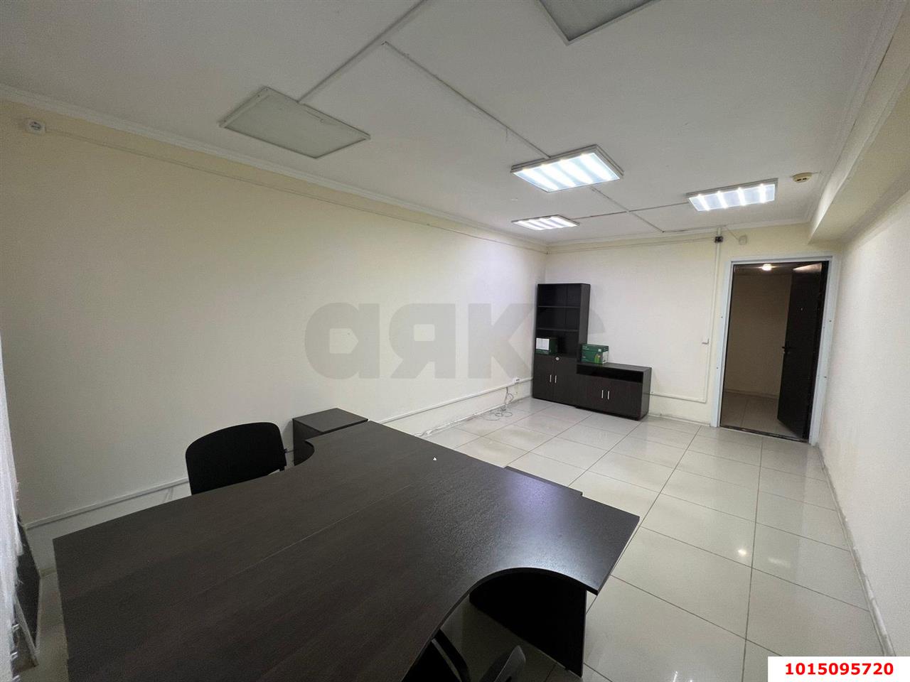 Фото №1: Коммерция 19 м² - Краснодар, Западный внутригородской округ, мкр. Юбилейный, ул. Рождественская набережная, 11