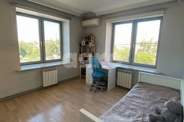 Фото №1: 3-комнатная квартира 80 м² - Ростов-на-Дону, мкр. жилой комплекс Ленинские Горки, пр-кт Ленина, 245/2