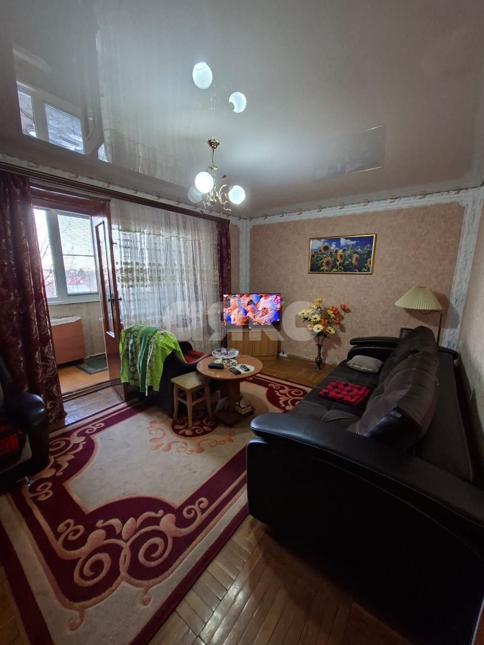 Фото №1: 3-комнатная квартира 63 м² - Майкоп, Центр, ул. Пролетарская, 304