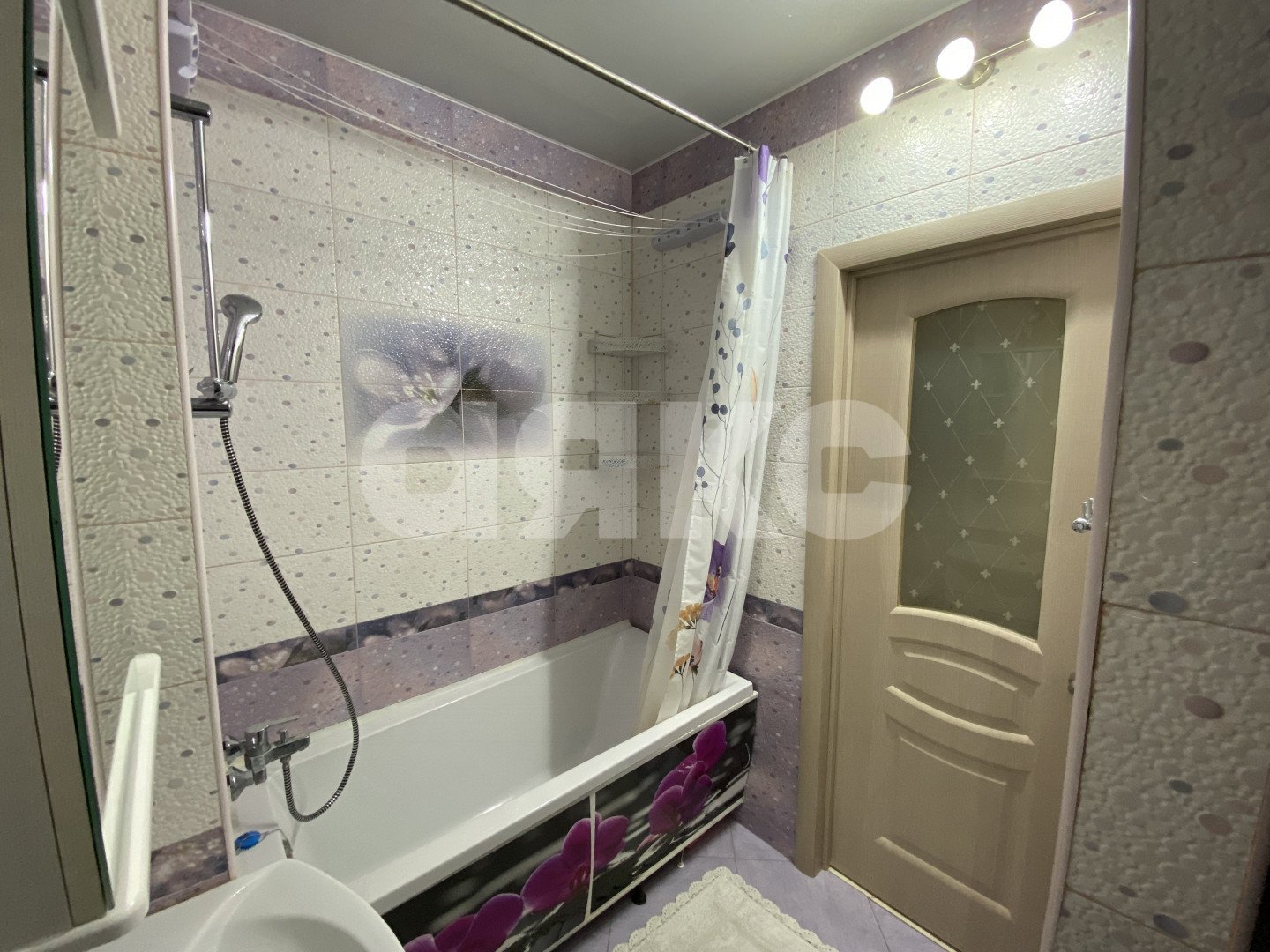 Фото №13: 3-комнатная квартира 42 м² - Орёл-Изумруд, Адлерский, ул. Банановая, 9/2