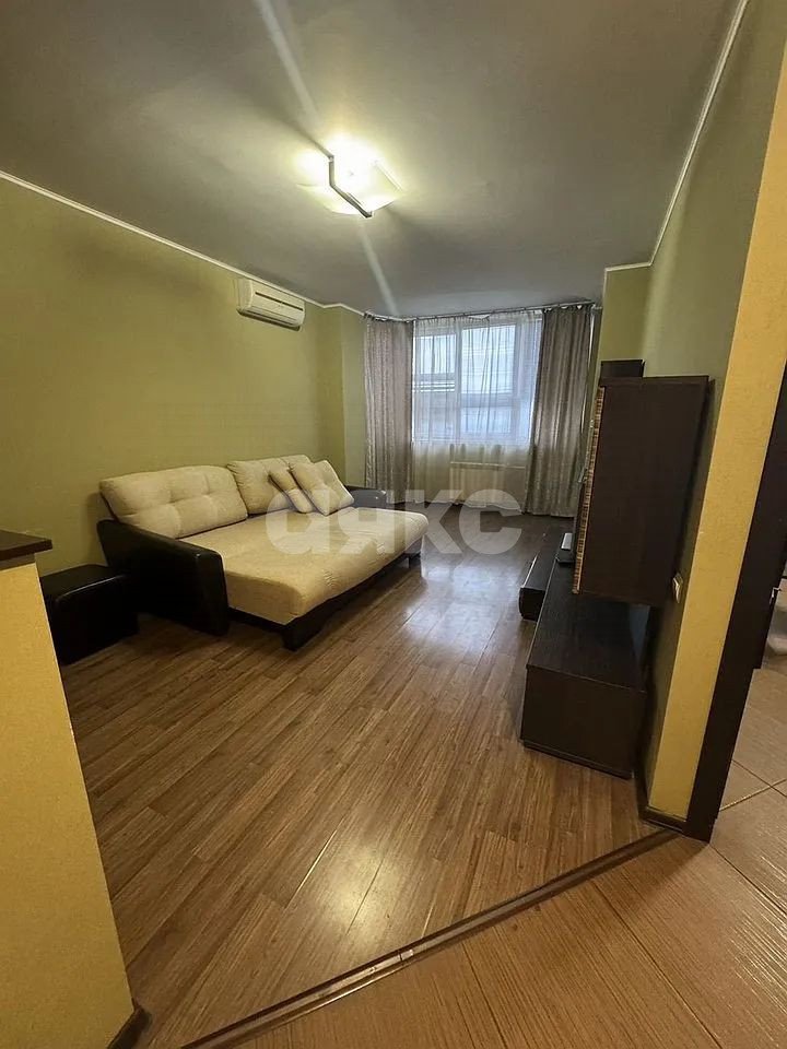 Фото №3: 1-комнатная квартира 40 м² - Ростов-на-Дону, Нахичевань, ул. Закруткина, 41-43