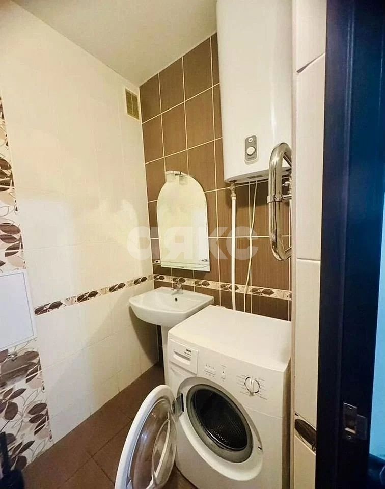 Фото №7: 1-комнатная квартира 40 м² - Ростов-на-Дону, Нахичевань, ул. Закруткина, 41-43