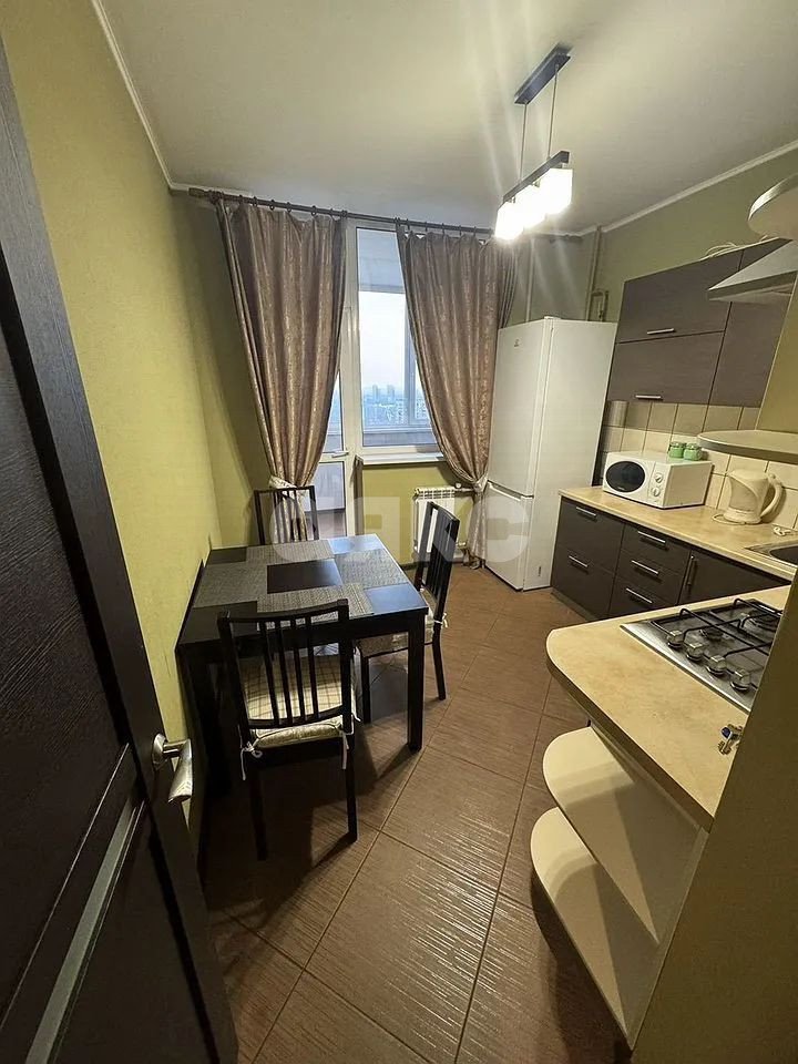 Фото №5: 1-комнатная квартира 40 м² - Ростов-на-Дону, Нахичевань, ул. Закруткина, 41-43