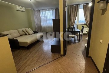 Фото №1: 1-комнатная квартира 40 м² - Ростов-на-Дону, мкр. Нахичевань, ул. Закруткина, 41-43