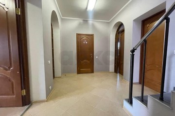 Фото №3: Офисное помещение 193 м² - Краснодар, мкр. Центральный, ул. Коммунаров, 196