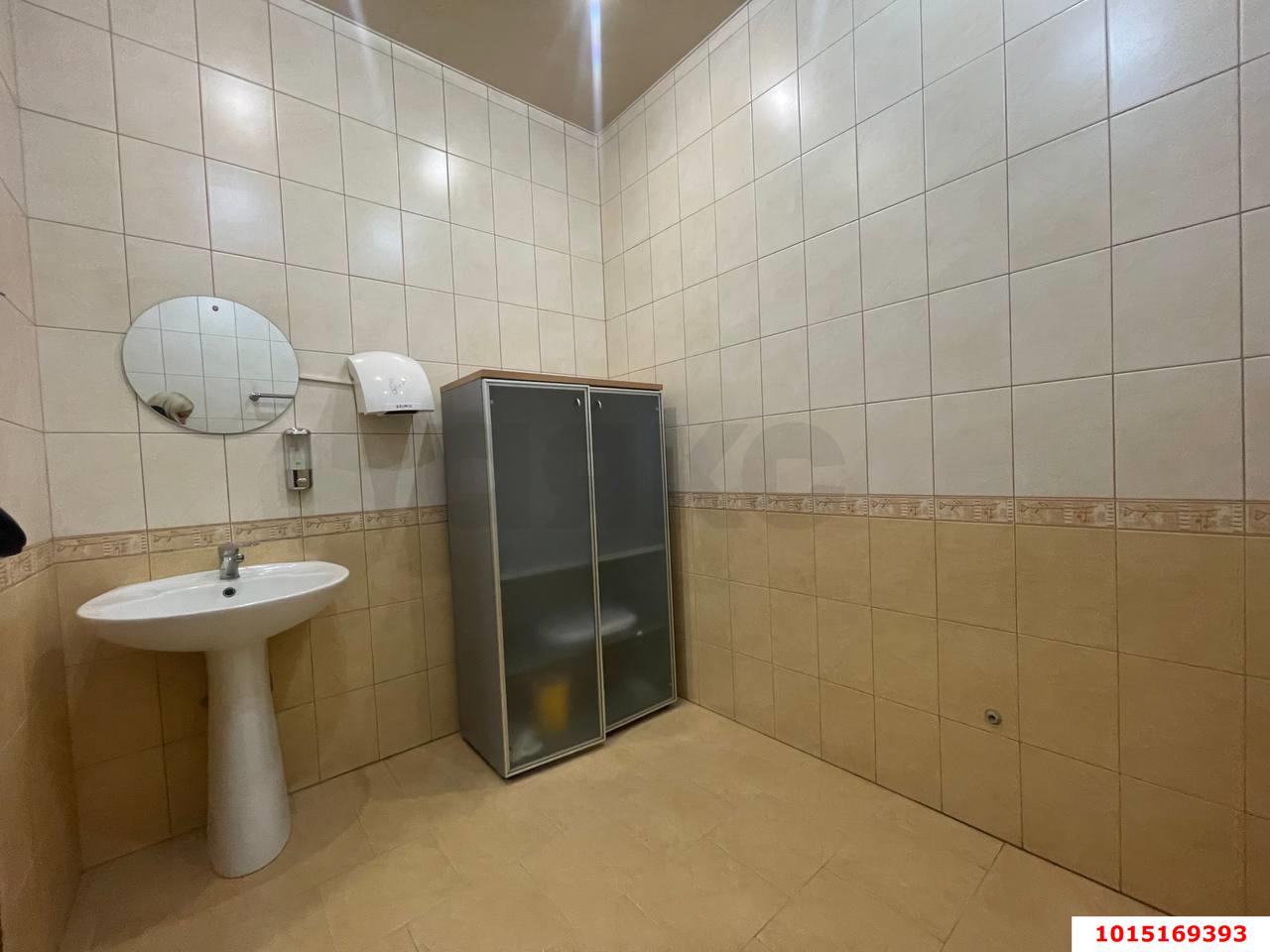 Фото №5: Офисное помещение 193 м² - Краснодар, Центральный, ул. Коммунаров, 196