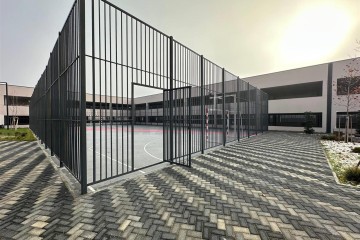 Фото №2: Гараж 12 м² - Новая Адыгея, ул. Северная Дамба, 6/1