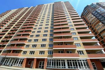 Фото №1: 2-комнатная квартира 55 м² - Краснодар, мкр. Гидростроителей, пр-кт имени писателя Знаменского, 9к2