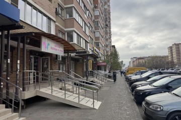 Фото №1: Торговое помещение 38 м² - Краснодар, мкр. ЖК Времена Года, ул. Евгении Жигуленко, 4