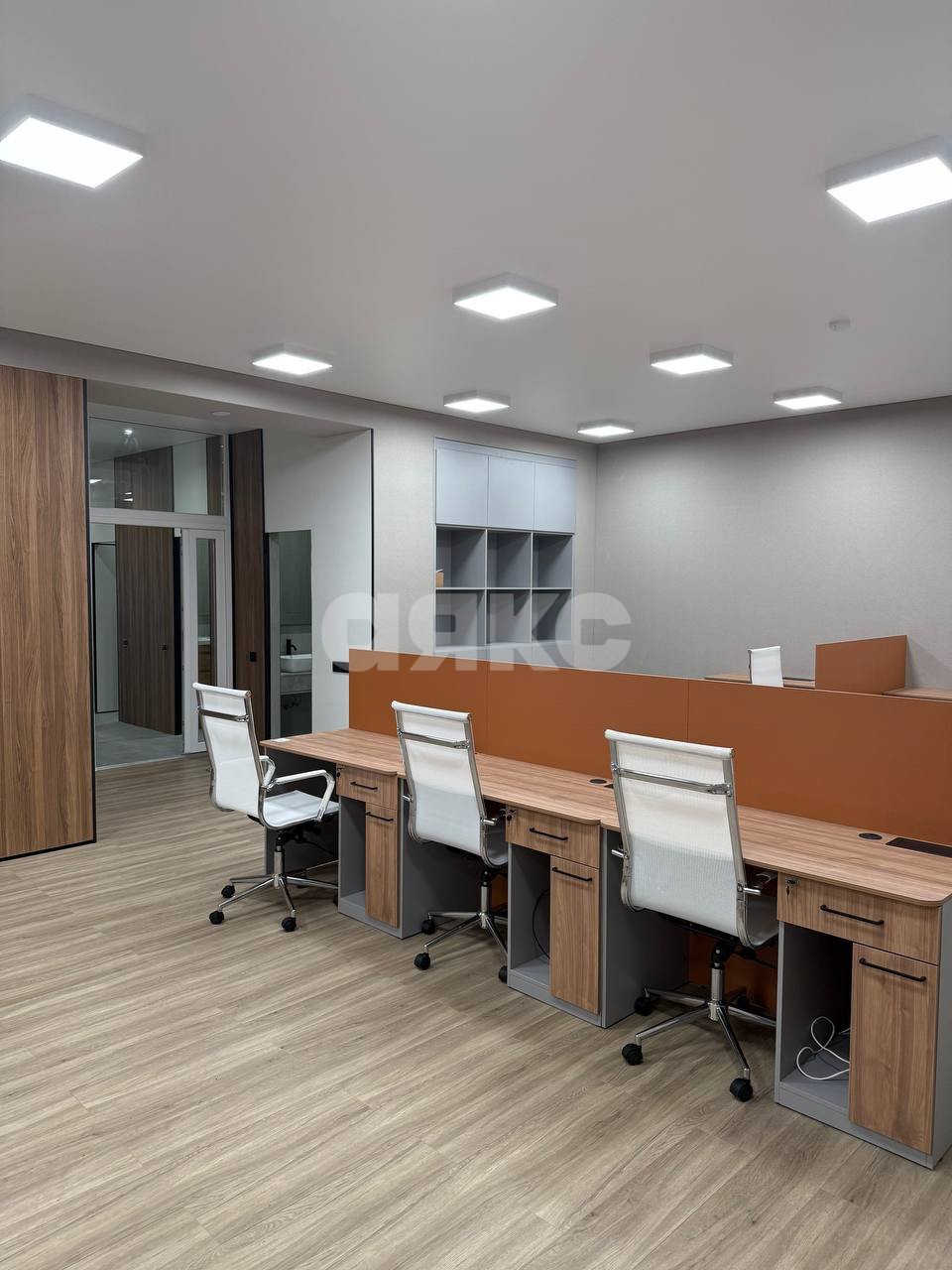 Фото №1: Коммерция 187 м² - Мариуполь, Приморский, пр-кт Адмирала Лунина, 33