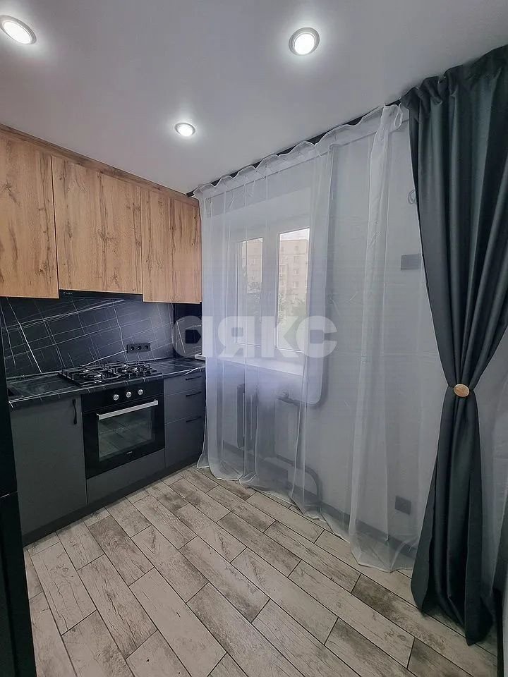 Фото №11: 1-комнатная квартира 37 м² - Ростов-на-Дону, Ленинский, пр-кт Будённовский, 1А