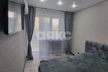 Фото №1: 1-комнатная квартира 37 м² - Ростов-на-Дону, р. Ленинский, пр-кт Будённовский, 1А