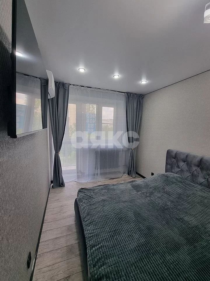 Фото №1: 1-комнатная квартира 37 м² - Ростов-на-Дону, Ленинский, пр-кт Будённовский, 1А