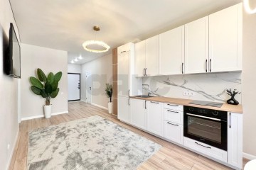 Фото №1: 2-комнатная квартира 60 м² - Краснодар, мкр. жилой комплекс Парусная Регата, ул. Автолюбителей, 1Дк3