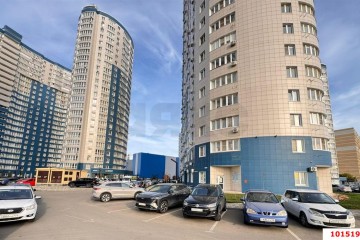Фото №1: Торговое помещение 61 м² - Краснодар, мкр. жилой комплекс Фонтаны, ул. Воронежская, 47Д