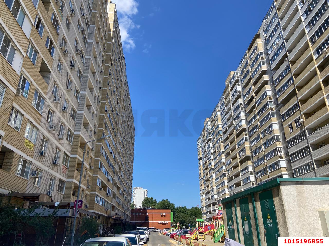 Фото №1: Торговое помещение 106 м² - Краснодар, жилой комплекс Кремлёвские Ворота, ул. Кореновская, 2к3