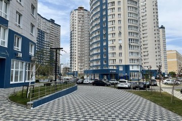 Фото №3: Торговое помещение 89 м² - Краснодар, мкр. жилой комплекс Фонтаны, ул. Воронежская, 47/35